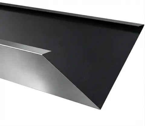 Obróbka kosz czarna 9005 2 mb 23.5x1,5 rozw. 0,5 1m2
