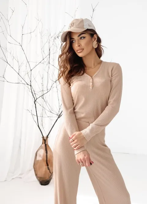 Komplet prążkowany CAROLINE II latte -50%