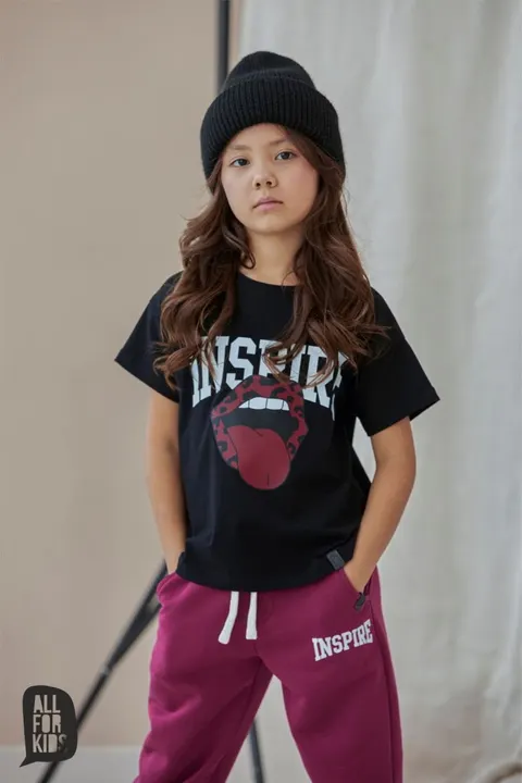 T-Shirt CZARNY inspire