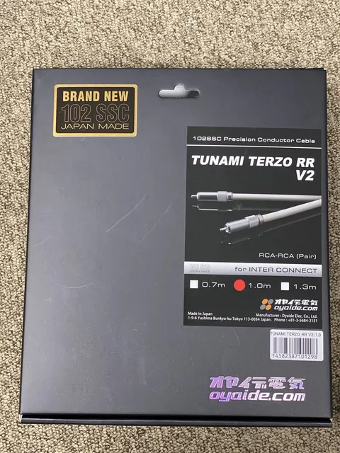 Oyaide TUNAMI TERZO RR/XX V2v /1m (Kabel RCA)
