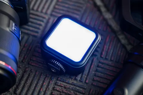 Lampa LED mini Newell RGB-W Rangha Nano