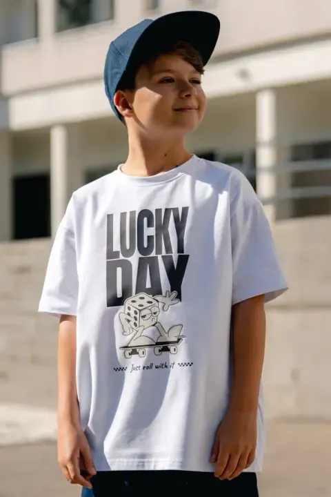 Biały T-Shirt z grafiką LUCKY DAY All For Kids