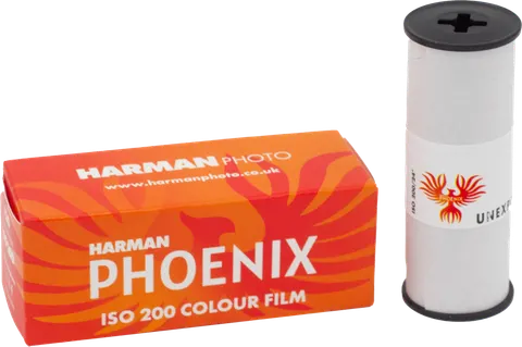Film Harman Phoenix ISO 200 120 | PO TERMINIE