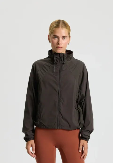 Damska kurtka sportowa oversize z recyklingu Track Jacket Oversized Kia Almost Black Rethinkit Studios 20602-840
