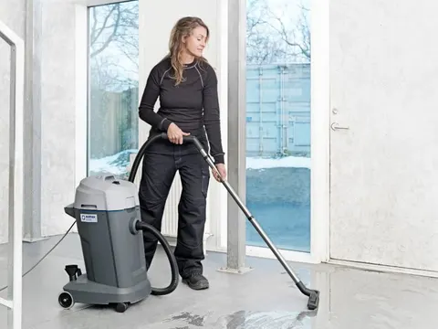 Nilfisk odkurzacz sucho-mokro VL 500 35 BSF 220-240V