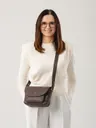 MINI EMMANUELA czekoladowa skórzana torebka damska listonoszka torba na ramię