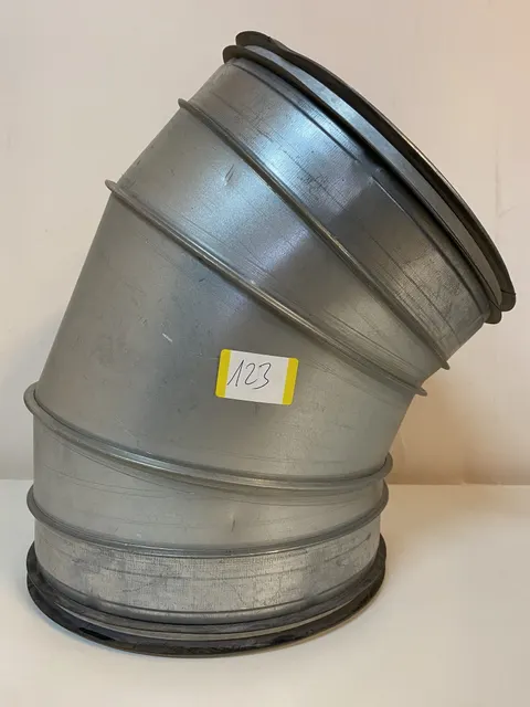 123_Outlet Kolano segmentowe z uszczelką 250-45
