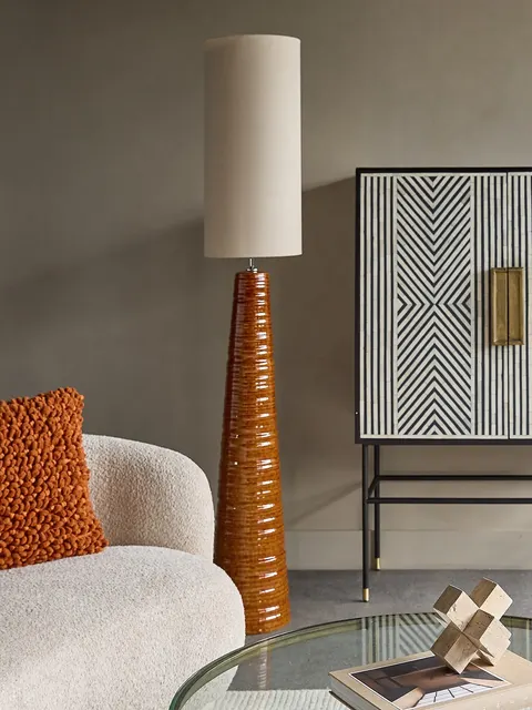 Lampa Stojąca Bremner Terracotta 181 cm ceramiczna podstawa jasny abażur