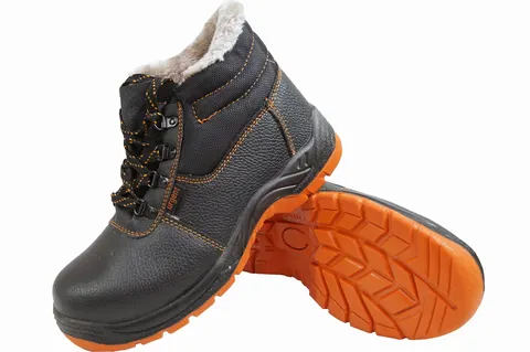 Buty robocze - ochronne - BHP - ocieplane - metalowy podnosek - SB SRC