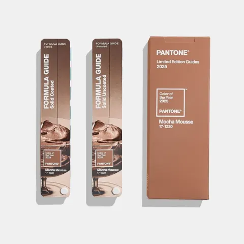 Wzornik kolorów PANTONE Formula Guide - kolor roku 2025: 17-1230 Mocha Mousse - edycja limitowana