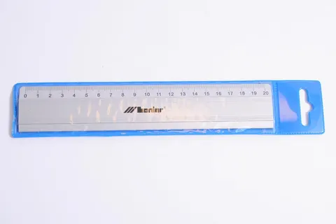 Linijka aluminiowa 20 cm LENIAR 30070