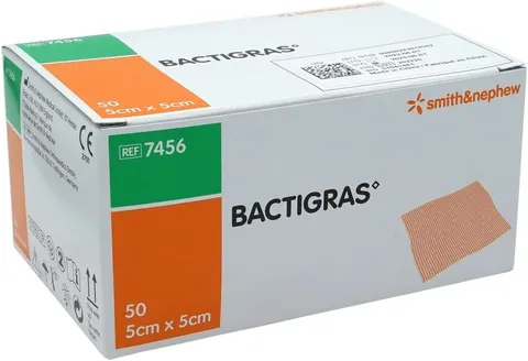 Opatrunek specjalistyczny Bactigras 5 cm x 5 cm