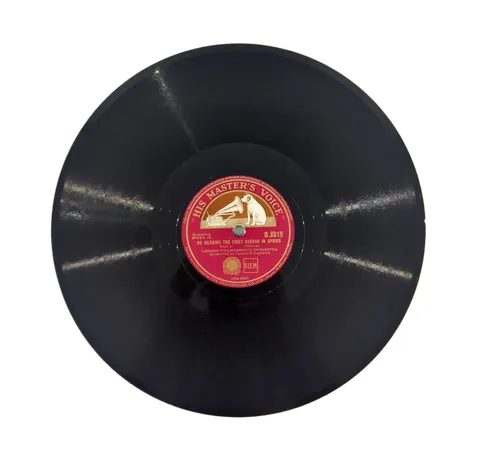 London Philharmonic Orchestra: On Hearing The First Cuckoo In Spring Part 1,2 B8819 HMV