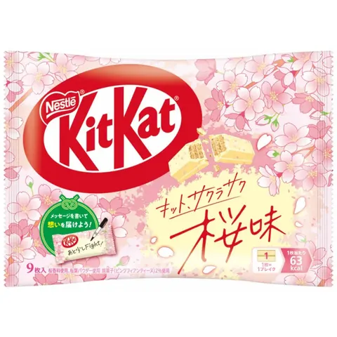 Nestlé KitKat Kwitnąca Sakura (edycja limitowana), 104 g