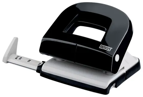 Dziurkacz Novus E216 czarny