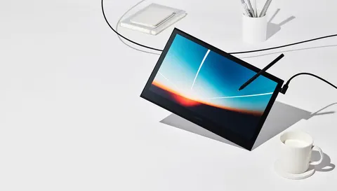 Tablet graficzny Wacom Movink 13 pen touch
