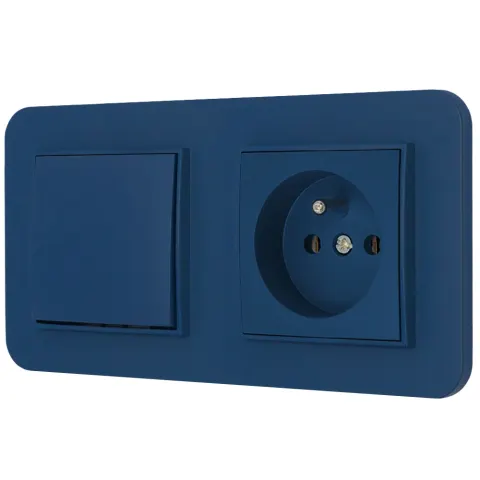 Włącznik pojedynczy z gniazdem pojedynczym z ramką zaokrągloną seria MINI kolor navy blue