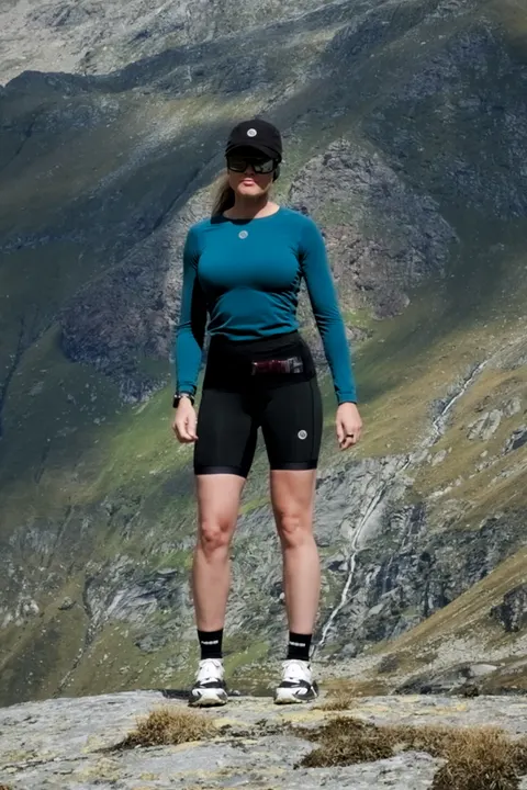 Krótkie legginsy ze zintegrowanym pasem biegowym 360° Black