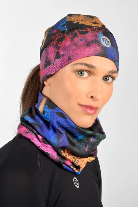 Czapka z otworem na kucyk Mosaic Masque