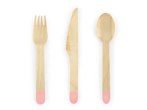Sztućce drewniane Serca r. różowy 16 cm