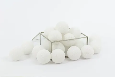 Zestaw lampek Cotton Balls All White