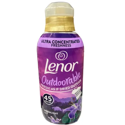 Lenor Moonlight Lily 45 płukań 630 ml