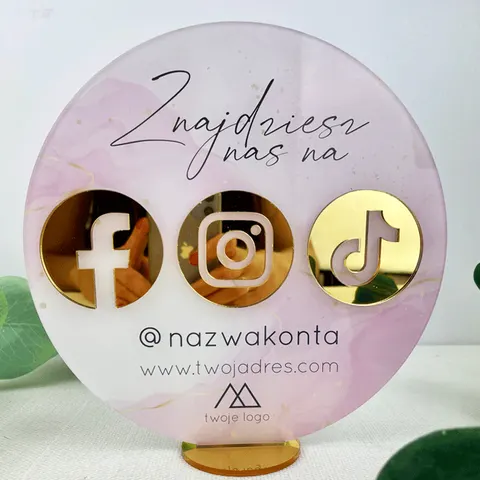 Tabliczka Social Media z nazwą konta na instagramie