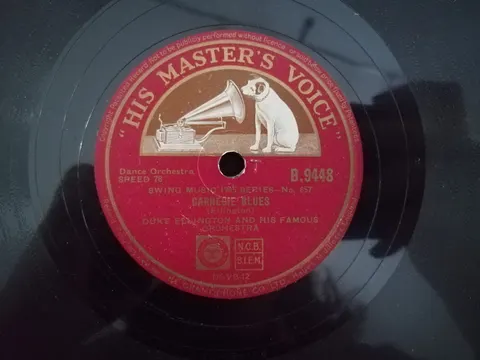 Duke Ellington: The Mood To Be Wooed/Carnegie Blues B9448 HMV