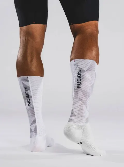Fusion Skarpety aerodynamiczne RR Aero Sock white/grey