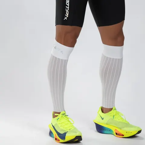 ZOOT Opaski aerodynamiczne na łydki Ultra P1x Aero Calf Sleeve białe