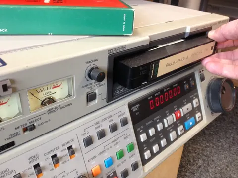 Przegrywanie kaset VHS, SVHS, miniDV, video8, 8mm.