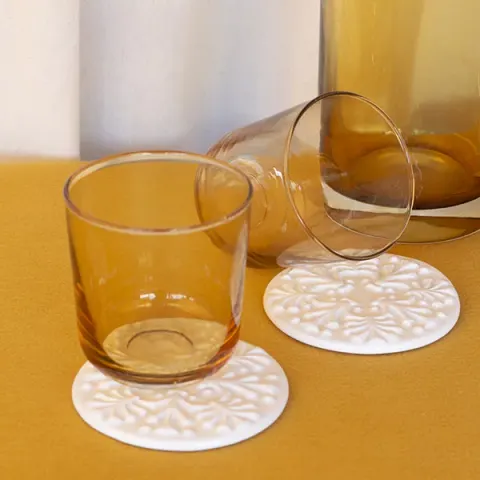 Okrągły ceramiczny kafelek Pilatos pod kubek biały 2szt