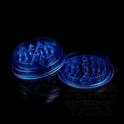 Plastikowy młynek (grinder) Buddies 60mm - 2 częściowy z magnesem (niebieski)