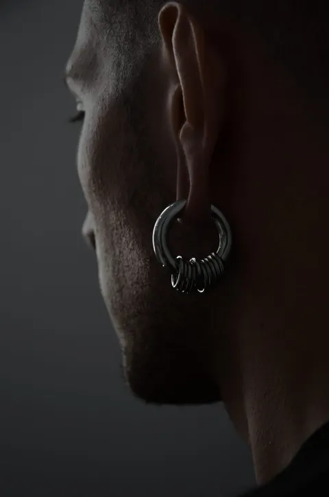 Classic ring set hanger