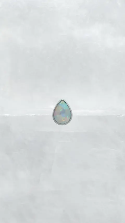 Labret tytanowy 'drop opal'