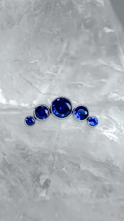 Labret tytanowy 'cluster 5 stones blue'