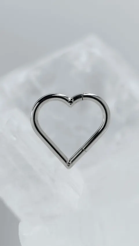 Tytanowe kólko clicker 'heart'