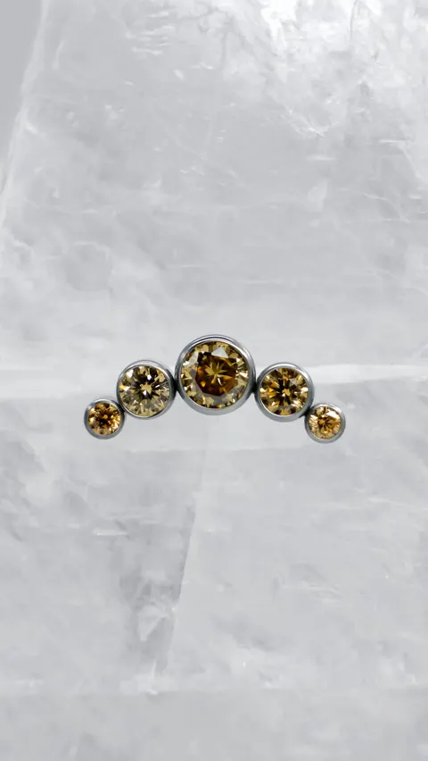 Labret tytanowy 'cluster 5 stones champagne'