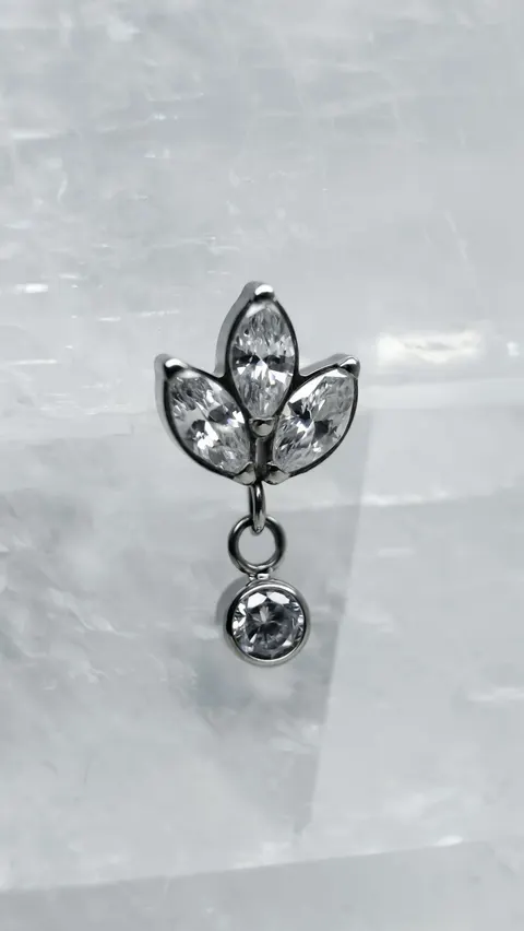 Labret tytanowy 'trinity'