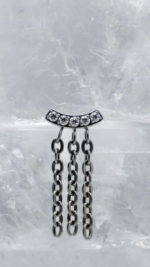 Labret tytanowy 'aurora chain'