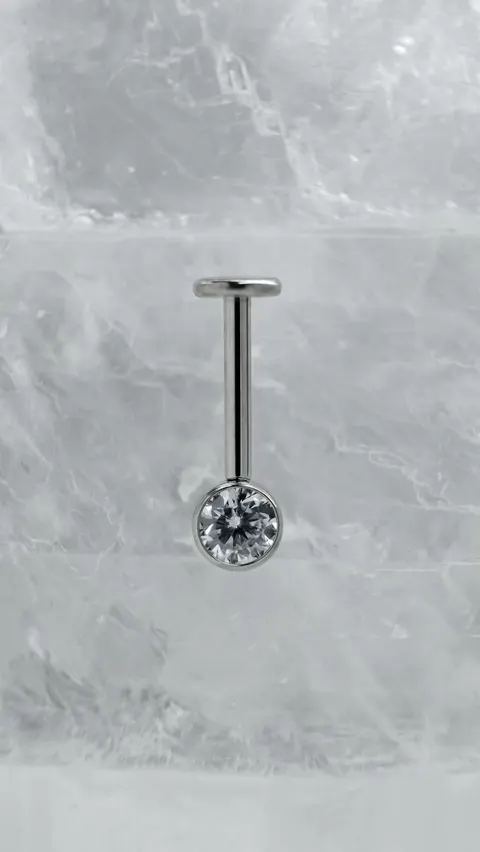Labret tytanowy 'vertical crystal clear'