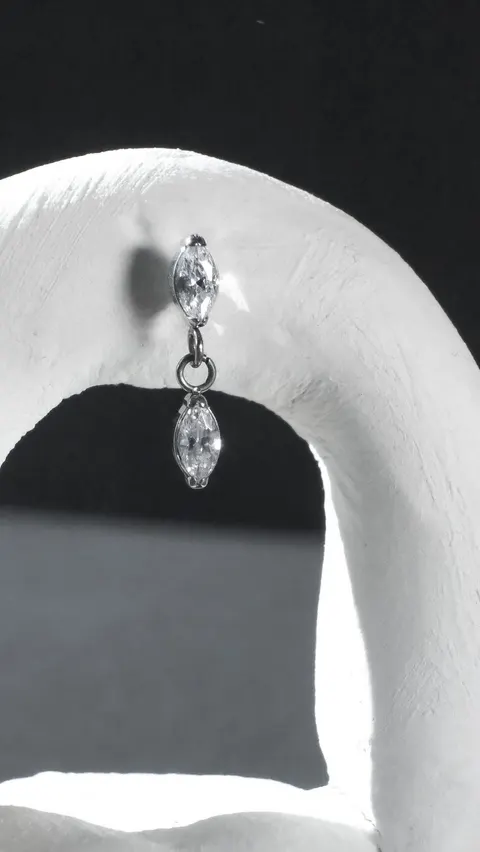 Labret tytanowy 'diamond drop'