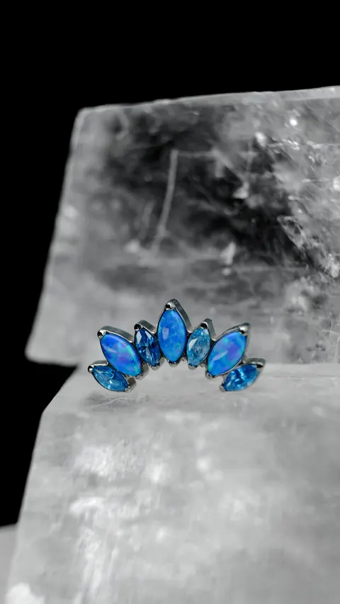 Labret tytanowy 'cluster 7 marquess opal aqua'