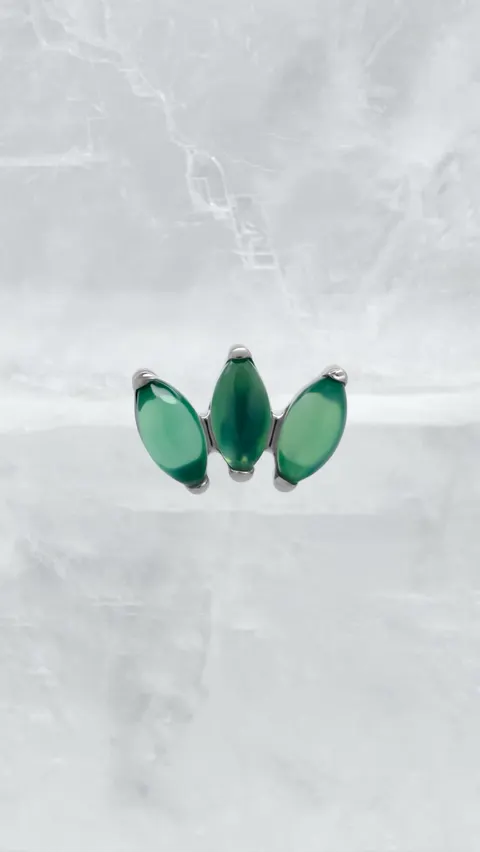 Labret tytanowy 'marquess green onyx'