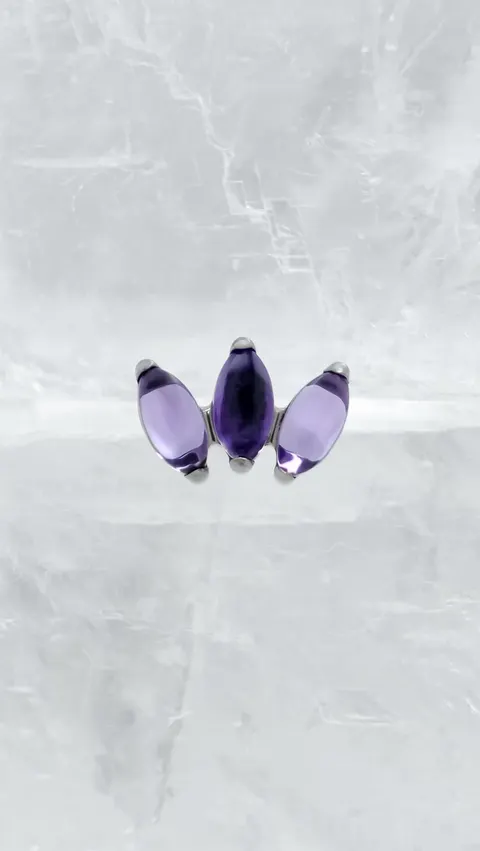 Labret tytanowy 'marquess amethyst'