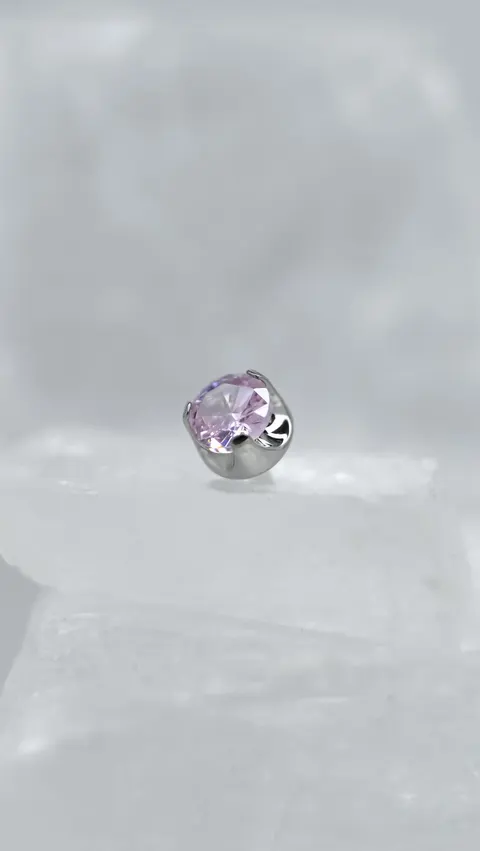 Labret tytanowy 'princess cut mini pink'
