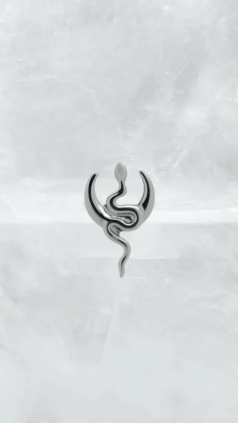 Labret tytanowy 'moon snake'