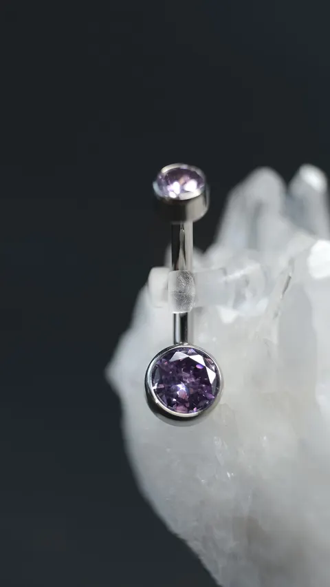 Kolczyk do pępka 'navel micro purple'