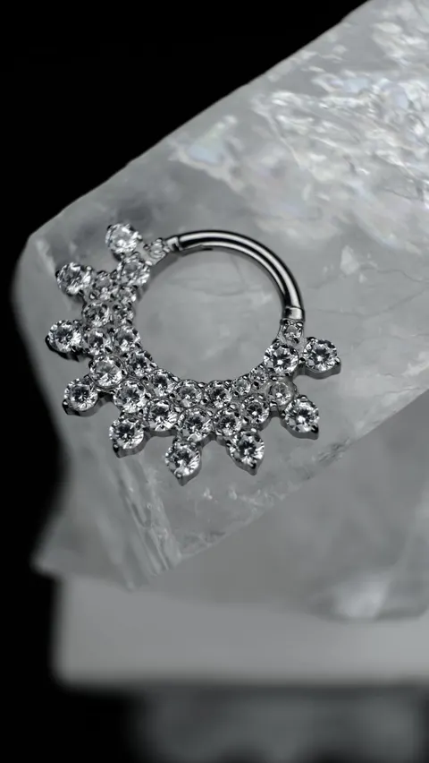 Kółko tytanowe 'crystal frost'