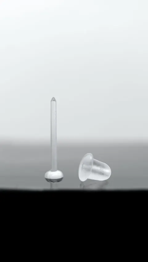 Labret retainer